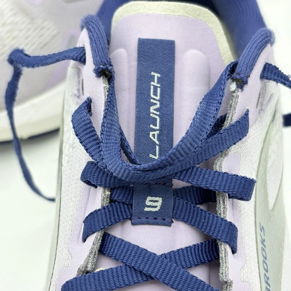 Brooks launch women
